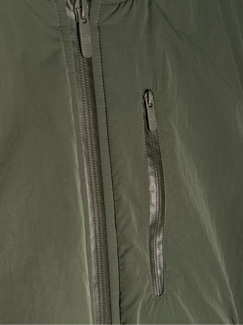lululemon athletica Insultaed Bomber Vest Zip-Front Women's Vest Green - Picture 8 of 12